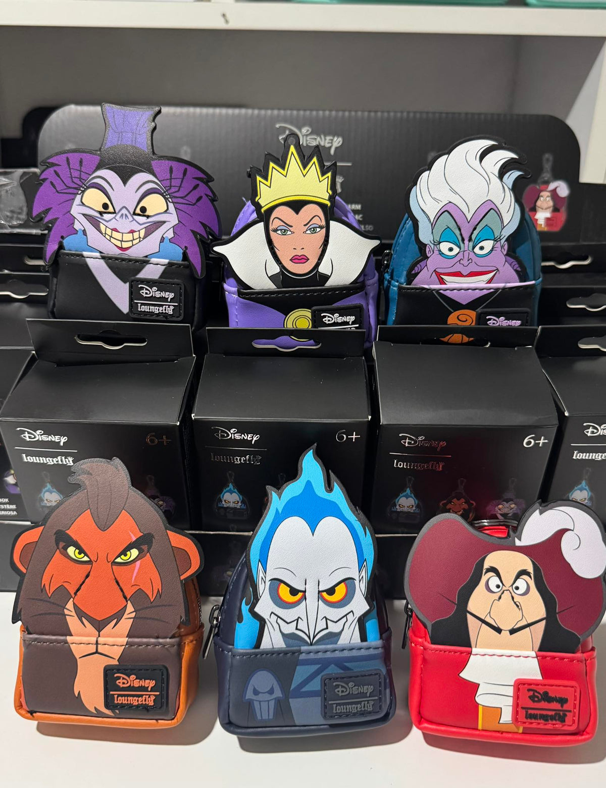 Loungefly Disney Villains Bösewichte Cosplay Mystery Mini Rucksack Schlüsselanhänger