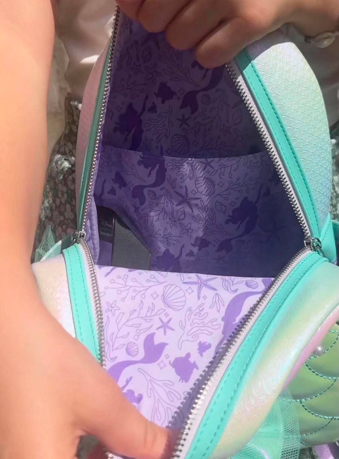Loungefly Disney Die kleine Meerjungfrau Schimmernder Perlen Mini-Rucksack