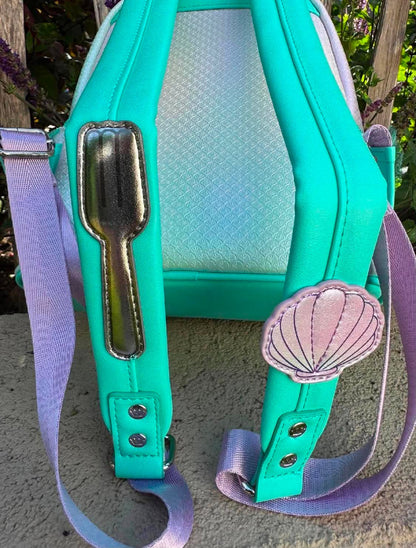 Loungefly Disney Die kleine Meerjungfrau Schimmernder Perlen Mini-Rucksack