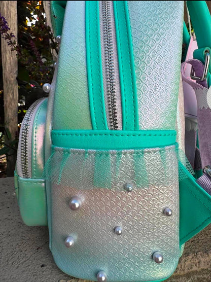 Loungefly Disney Die kleine Meerjungfrau Schimmernder Perlen Mini-Rucksack