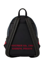 Loungefly Stranger Things Mini-Rucksack mit Leuchtfunktion